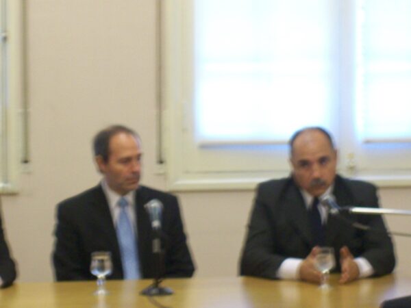 d9ce752361d454057c245a6d830e76f3