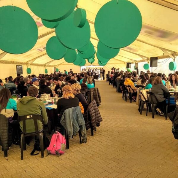 b9eca47d3d5e30f0d74193059336dc22_XL