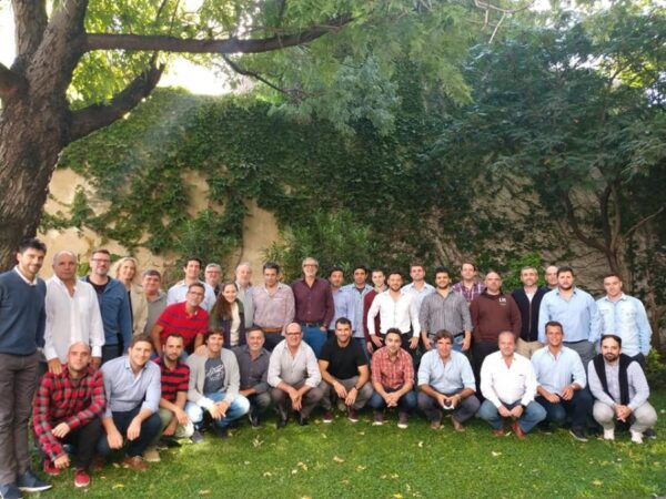 f8bcd4658f70bd8a859b57787d226a7b_XL