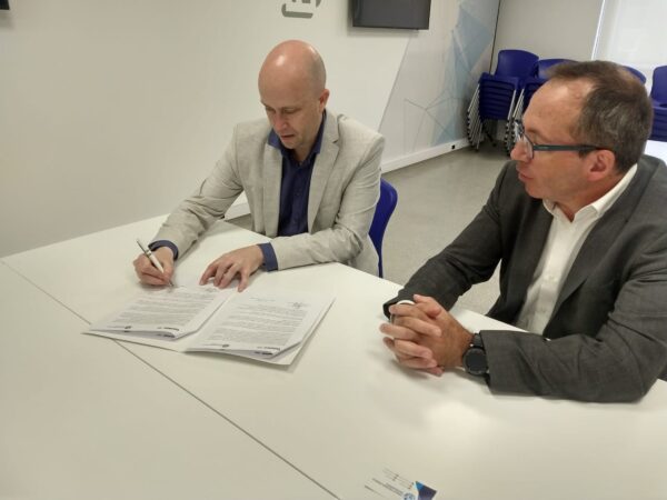 Firma convenio Polo Tecnológico Rosario con Giorgi Firma convenio Polo Tecnológico Rosario con Giorgi